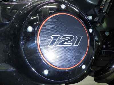 Harley-Davidson FLHXSE1980 CVO 2024