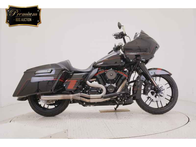 Harley-Davidson Road Glide FLTRXSE1923 CVO 2018