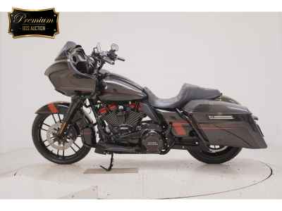 Harley-Davidson Road Glide FLTRXSE1923 CVO 2018