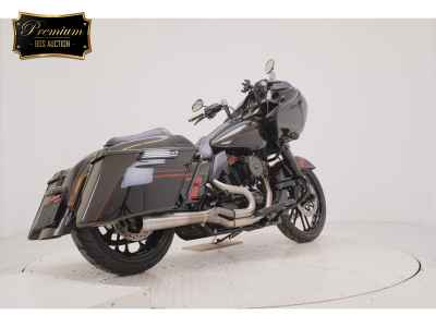 Harley-Davidson Road Glide FLTRXSE1923 CVO 2018