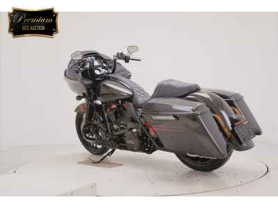 Harley-Davidson Road Glide FLTRXSE1923 CVO 2018