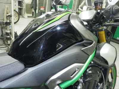 Kawasaki Z900 SE 2025