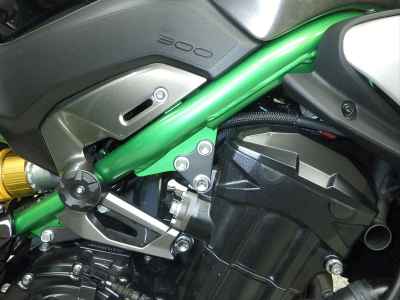 Kawasaki Z900 SE 2025