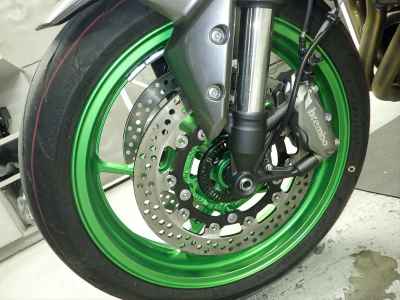 Kawasaki Z900 SE 2025