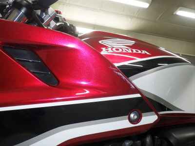 Honda CB400 Super Boldor 2020
