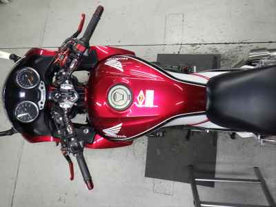 Honda CB400 Super Boldor 2020