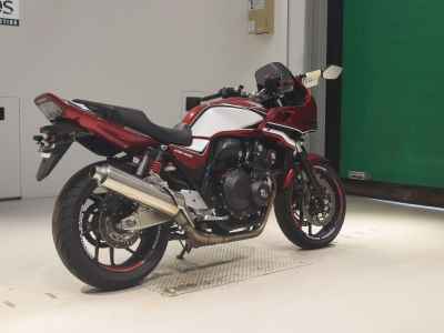 Honda CB400 Super Boldor 2020