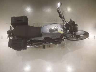 Moto Guzzi V7 Special 2023