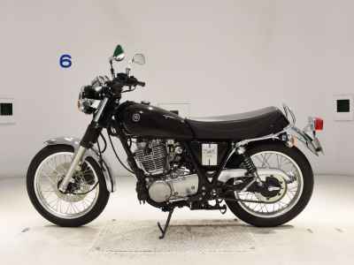 Yamaha SR400 2020