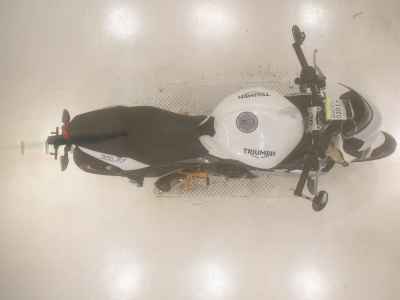 Triumph Street Triple 85 2017