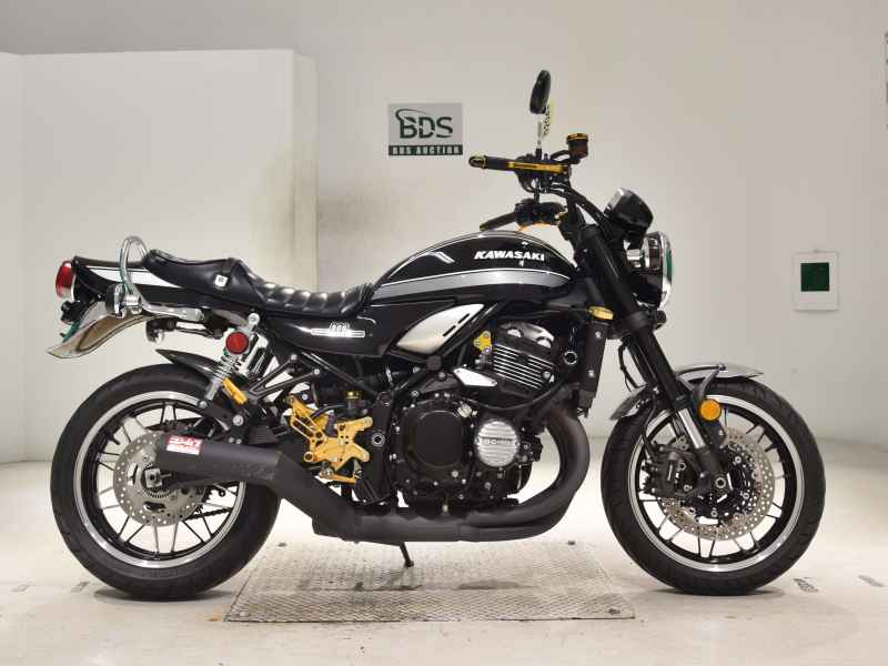 Kawasaki Z900RS 2021