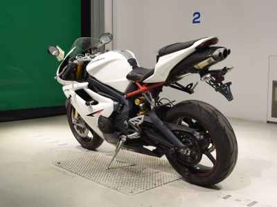 Triumph Daytona 675R 2013