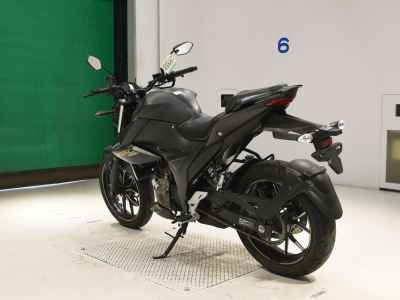 Suzuki Gixxer 250SF