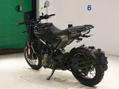 Husqvarna Svartpilen 401 2023