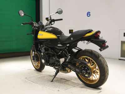 Kawasaki Z900RS 2023