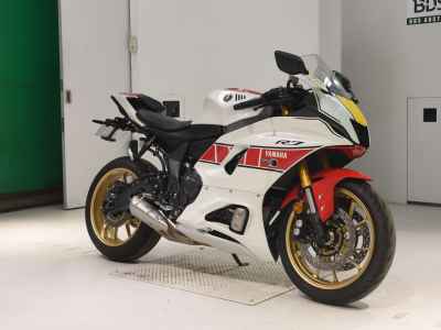 Yamaha YZF-R7 2022