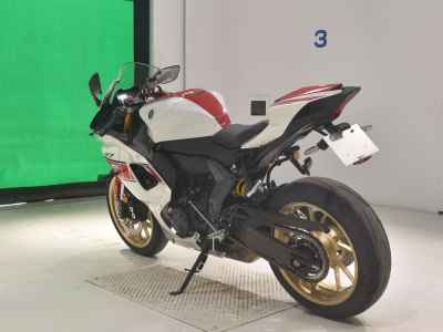 Yamaha YZF-R7 2022