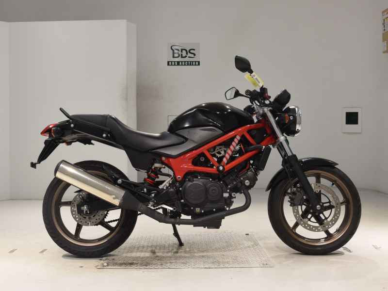 Honda VTR250 2015
