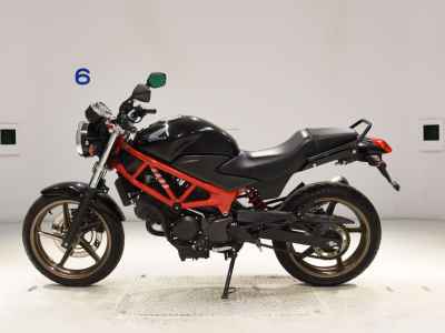 Honda VTR250 2015