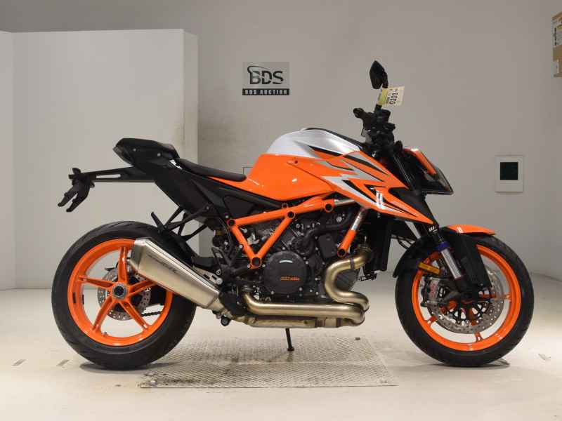 KTM 1290 Super Duke R 2023