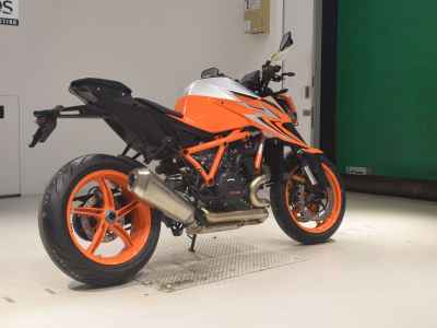 KTM 1290 Super Duke R 2023