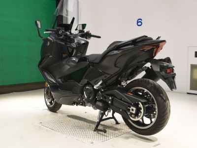 Yamaha TMAX 560T 2025