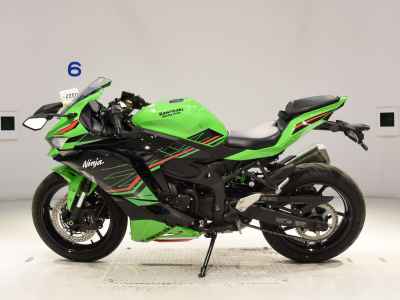 Kawasaki Ninja ZX-4RR 2024