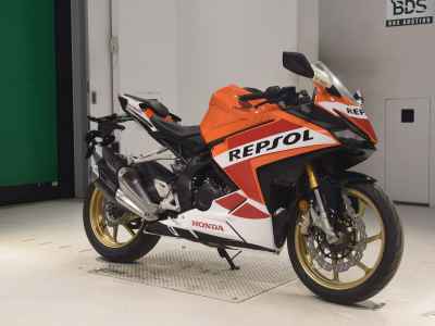 Honda CBR250RR 2023