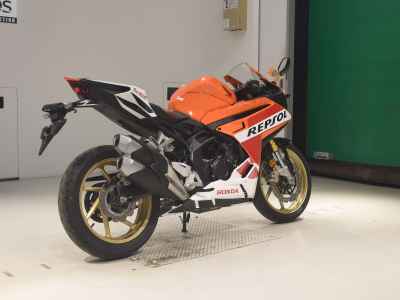 Honda CBR250RR 2023