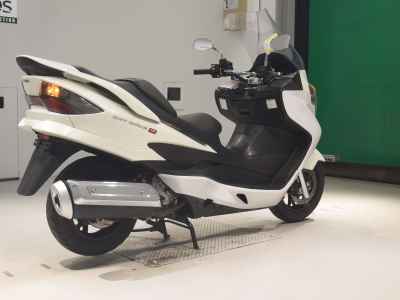 Suzuki Skywave 250M