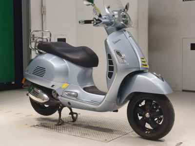 Vespa GTS 300 Super 2021