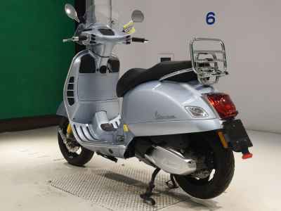 Vespa GTS 300 Super 2021