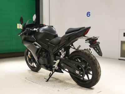 Honda CBR400R 2025