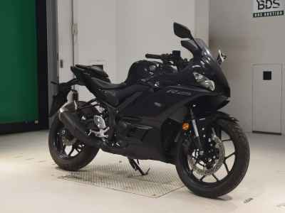 Yamaha YZF-R25 2023