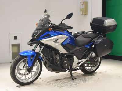 Honda NC750X 2016