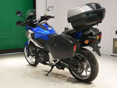 Honda NC750X 2016