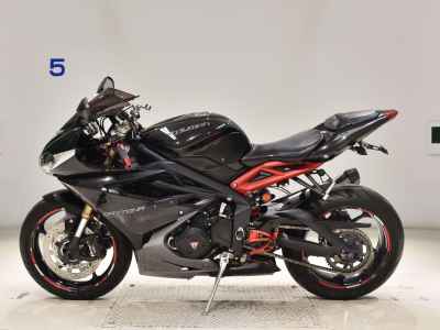 Triumph Daytona 675 2015