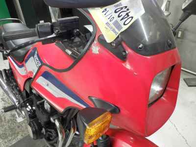 Kawasaki GPZ400 2025