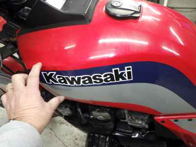 Kawasaki GPZ400 2025