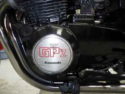 Kawasaki GPZ400 2025