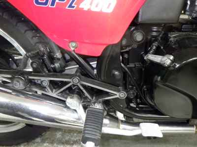 Kawasaki GPZ400 2025