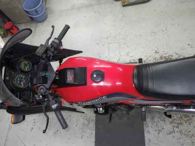 Kawasaki GPZ400 2025