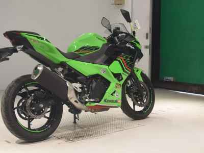Kawasaki Ninja 400 2025