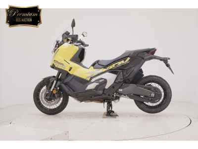 Honda X-Adv 750 2025