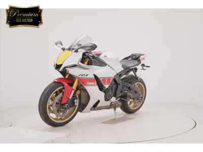 Yamaha YZF-R1 2022