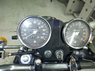 Suzuki GS400 2025