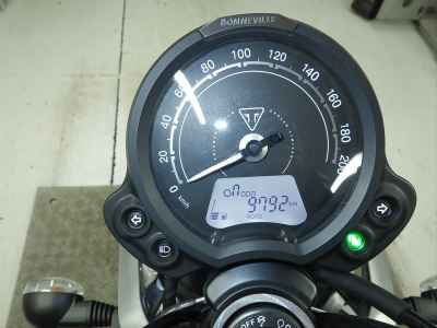 Triumph Street Twin 2022