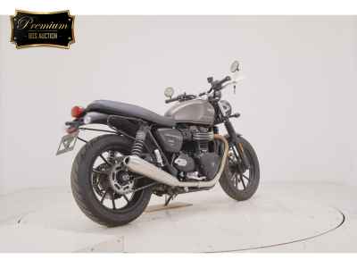 Triumph Street Twin 2022
