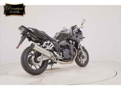 Honda CB1300 Super Boldor 2025