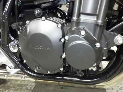 Honda CB1300SF 2025